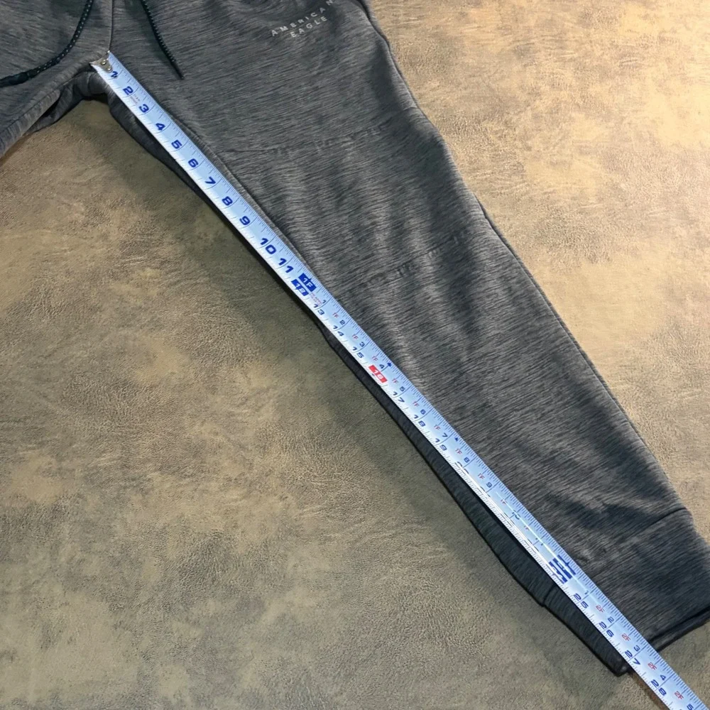 American Eagle Joggers Mens Small Gray Tech Fleece Graphic Activewear 3003